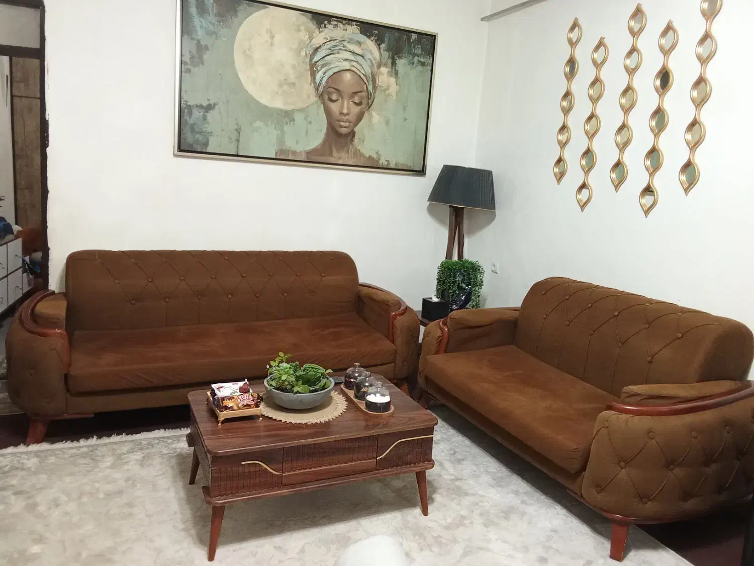 مبل ۷نفره وآیینه وکنسول وتی وی|مبلمان خانگی و میز عسلی|سقز, |دیوار