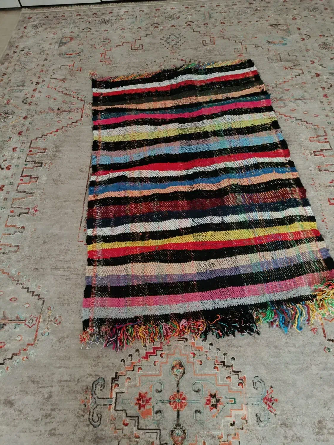 فرش سنتی دونی 6000000|فرش|رضویه, |دیوار