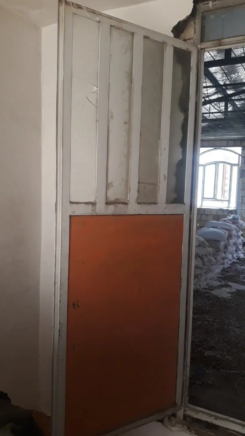 درب|مصالح و تجهیزات ساختمان|دورود, |دیوار