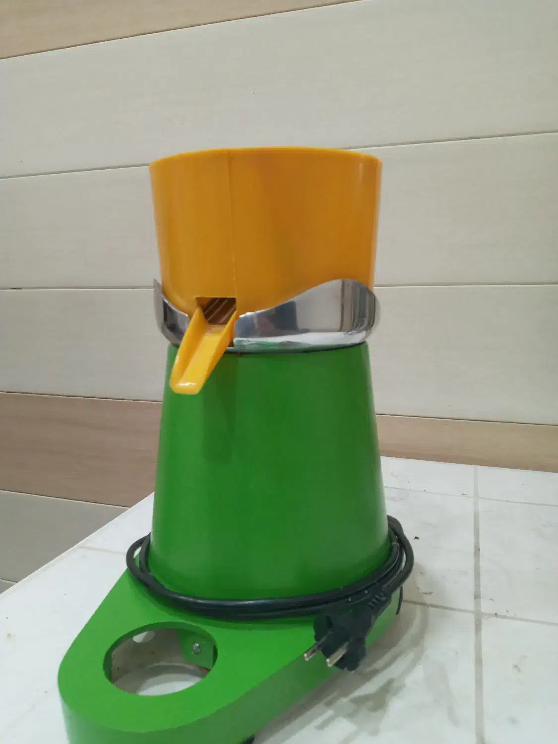 اب پرتقال گیرصنعتی|آبمیوهگیر و آبمرکباتگیر|بروجرد, |دیوار