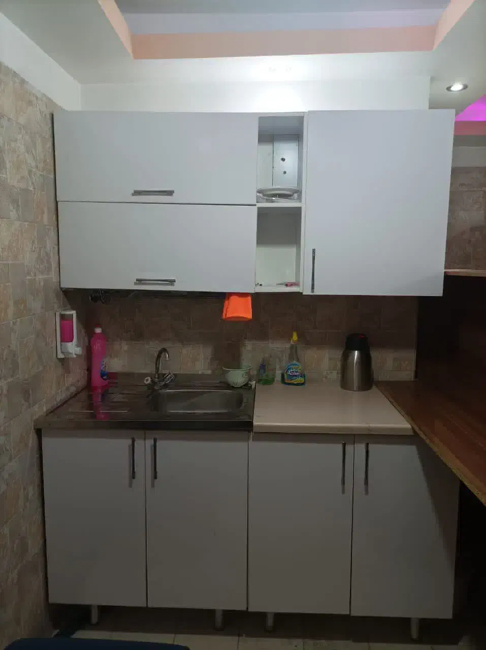 اجاره ۱واحدتجاری ۱واحد ۵۰متری|اجارهٔ مغازه و غرفه|آبسرد, |دیوار