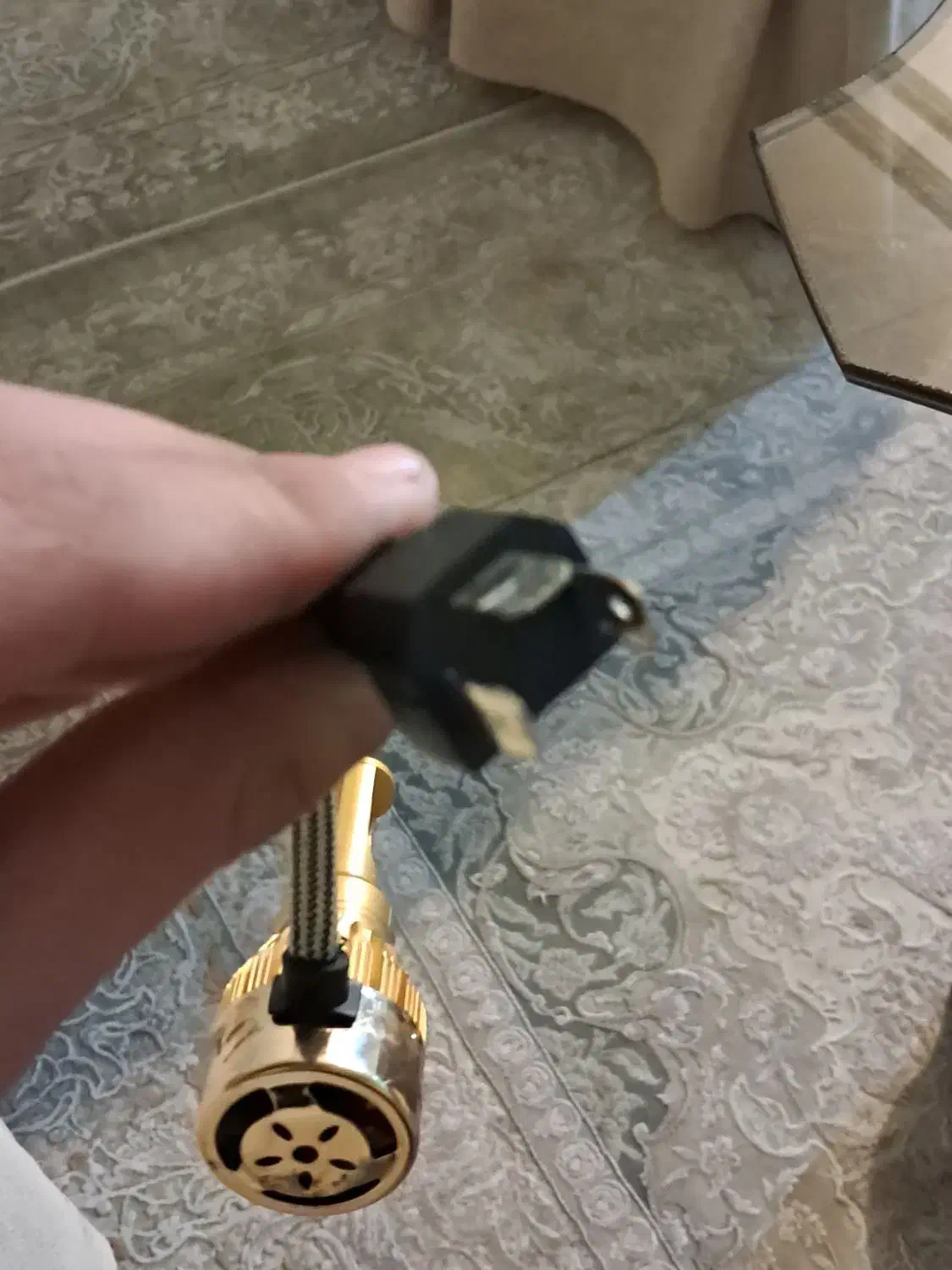 هدلایت تکی|لامپ و چراغ|قم, جهان بینی|دیوار