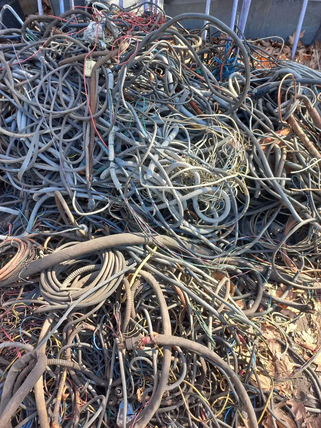 بهترین خریدارکلی ضایعات مس و برنج|خدمات پیشه و مهارت|رشت, بلوار گیلان|دیوار