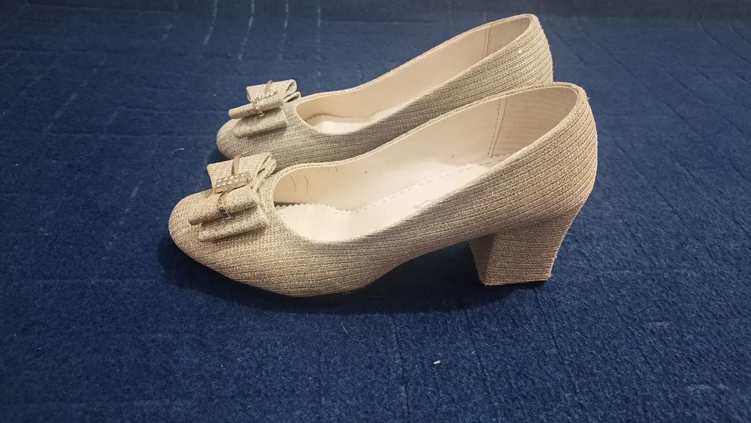 کفش|کیف، کفش، کمربند|سرپل ذهاب, |دیوار