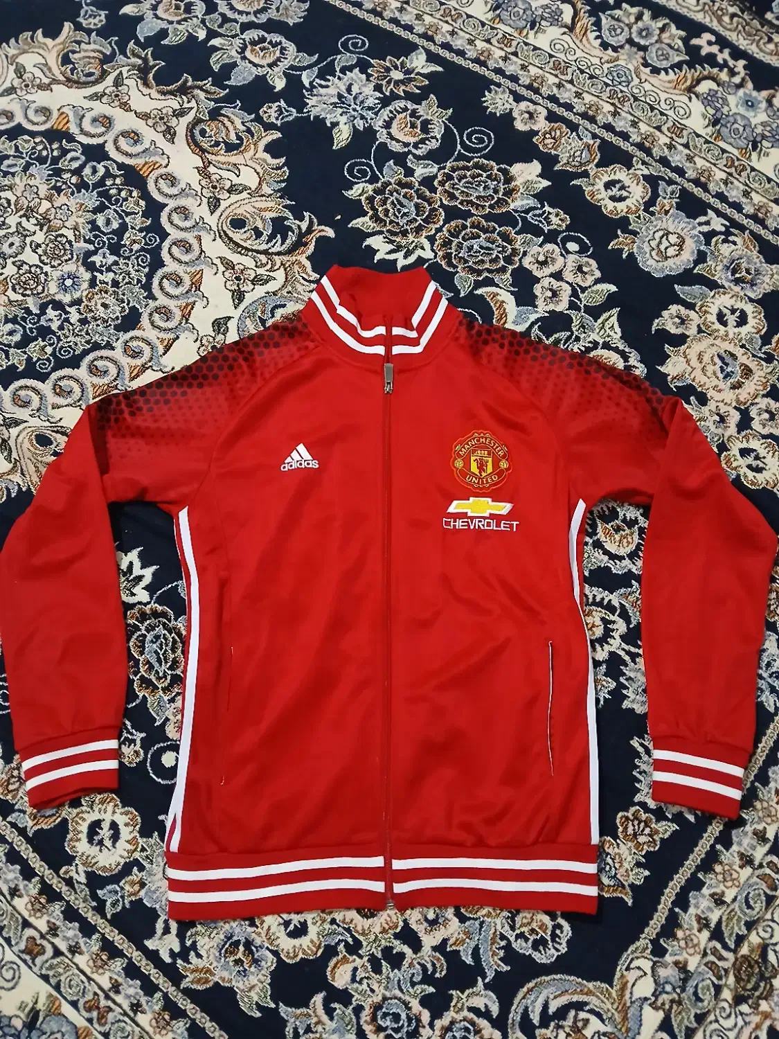 سوئیشرت باشگاه منچستریونایتد|لباس|مشهد, انصار|دیوار