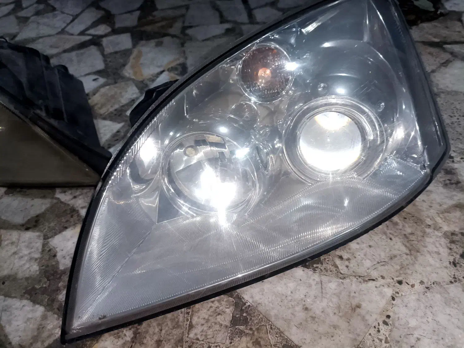 چراغ mvm530|قطعات یدکی و لوازم جانبی|رشت, لاکانی|دیوار