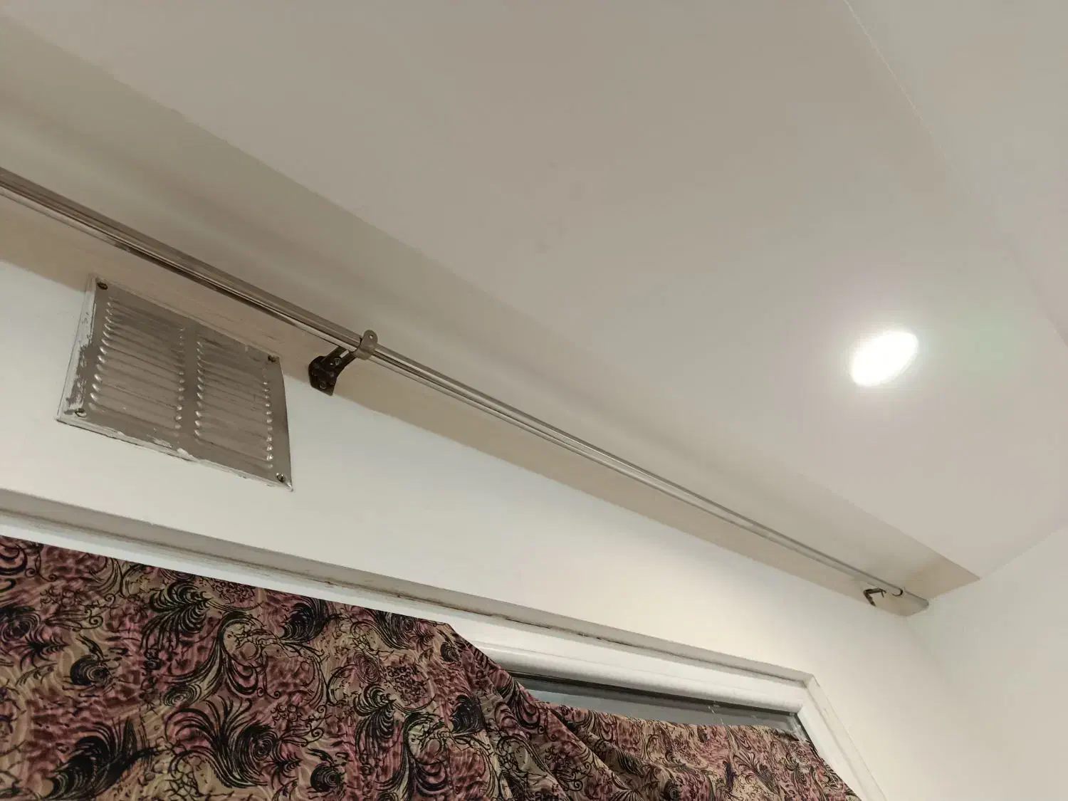 چوب پرده استیل نقره ای|پرده، رانر، رومیزی|مشهد, امیریه|دیوار