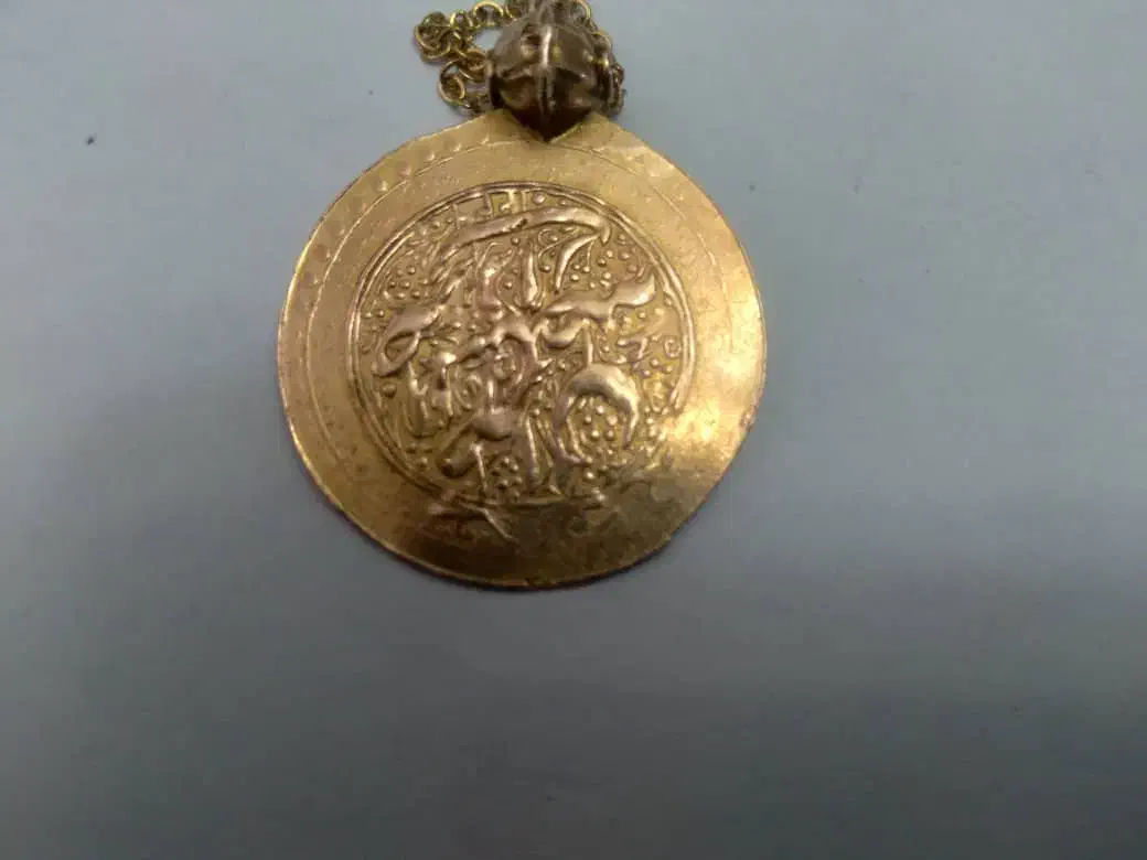 سکه طلا مظفر دین شاه قاجار عیار 12|کلکسیون سکه، تمبر، اسکناس|شیراز, کوشک میدان|دیوار