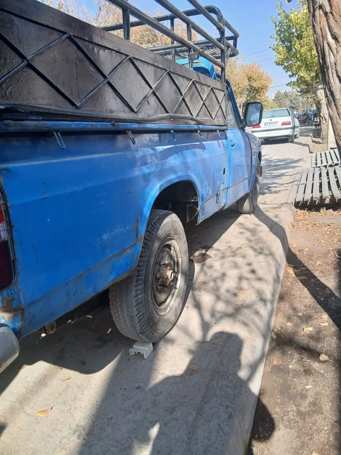 وانت نیسان مدل ۸۳ تمیز|خودرو سواری و وانت|قهدریجان, |دیوار