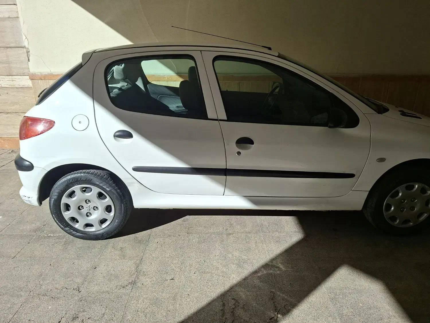 206 مدل 96 تیپ2|خودرو سواری و وانت|مشهد, دانشجو|دیوار