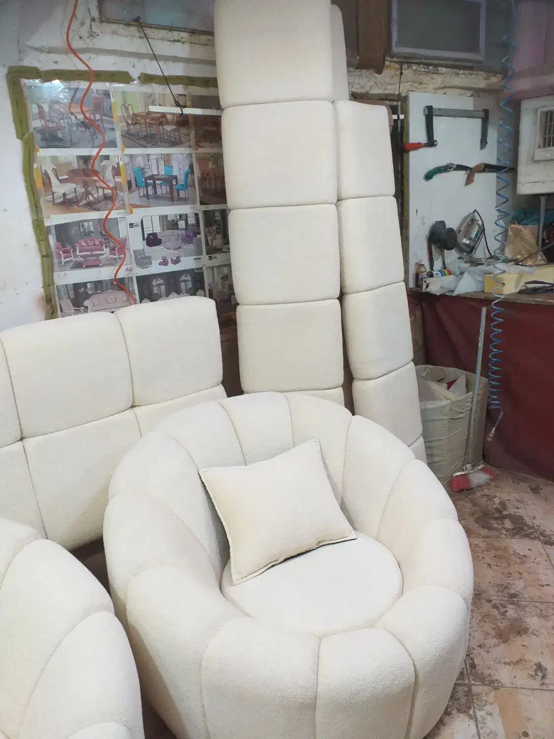 رویه  کوبی  ونوسازی  مبلمان  راحتی  وسلطنتی|مبلمان خانگی و میز عسلی|سبزوار, مدرس|دیوار