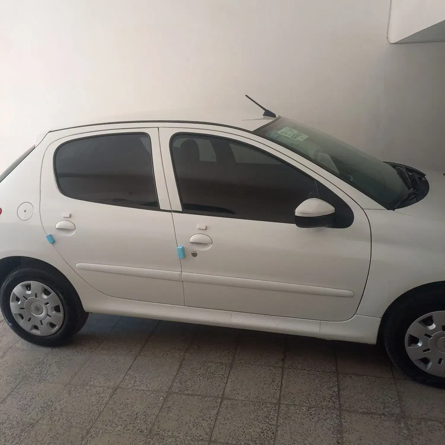 ۲۰۷ فول ۴۰۳تیو فایو در حد مشابه صفربیمه فول|خودرو سواری و وانت|مهاجران, |دیوار