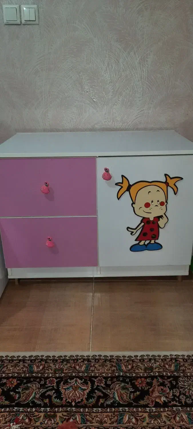 تخت خواب دخترونه دو منظوره|تخت و سرویس خواب|شیراز, شهرک فرزانگان|دیوار