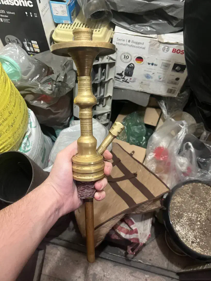 قلیون تنه برنج|کلکسیون اشیاء عتیقه|ری, شهادت|دیوار