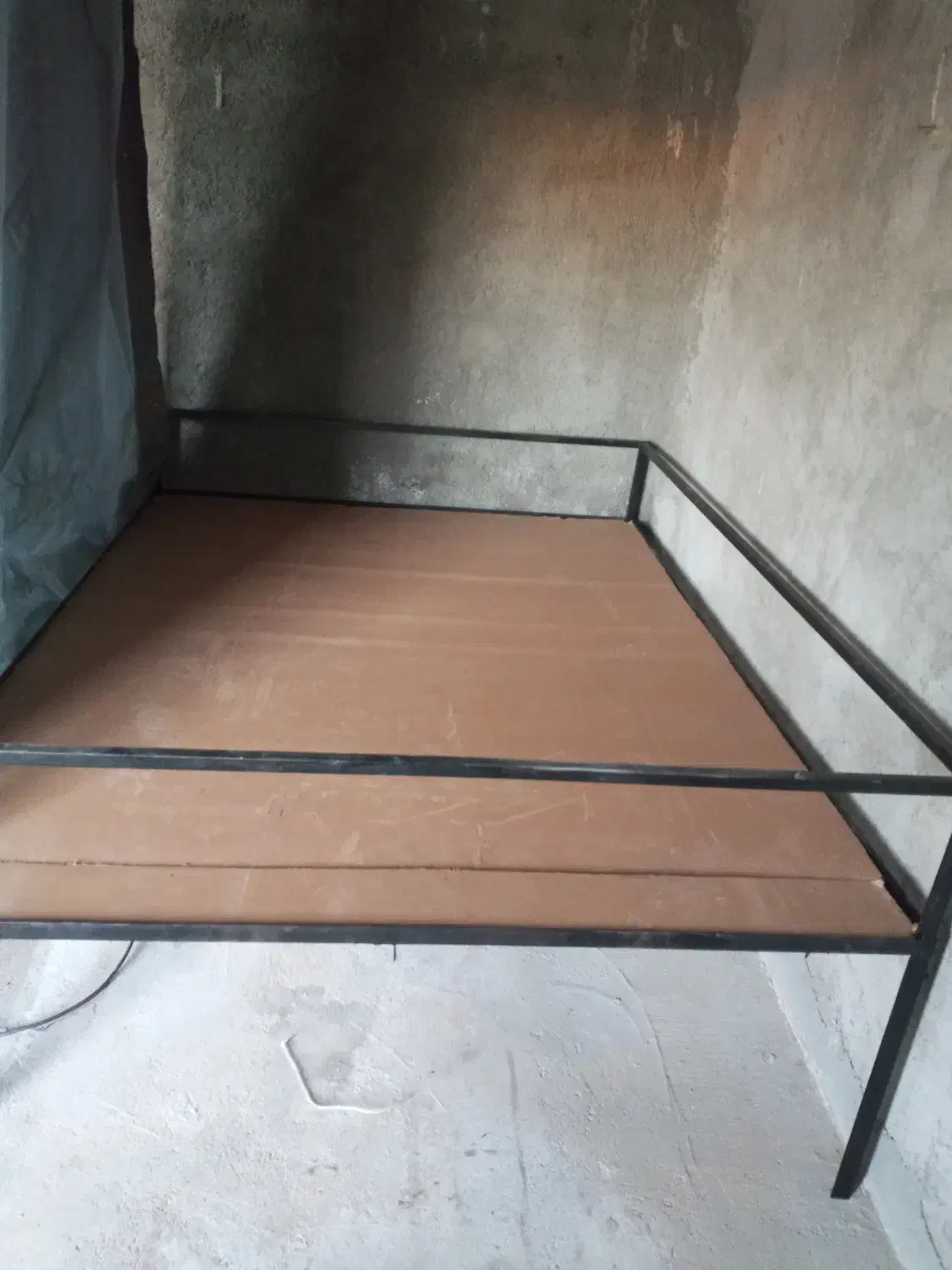 تخت قهوه خونه|تخت و سرویس خواب|یزد, |دیوار