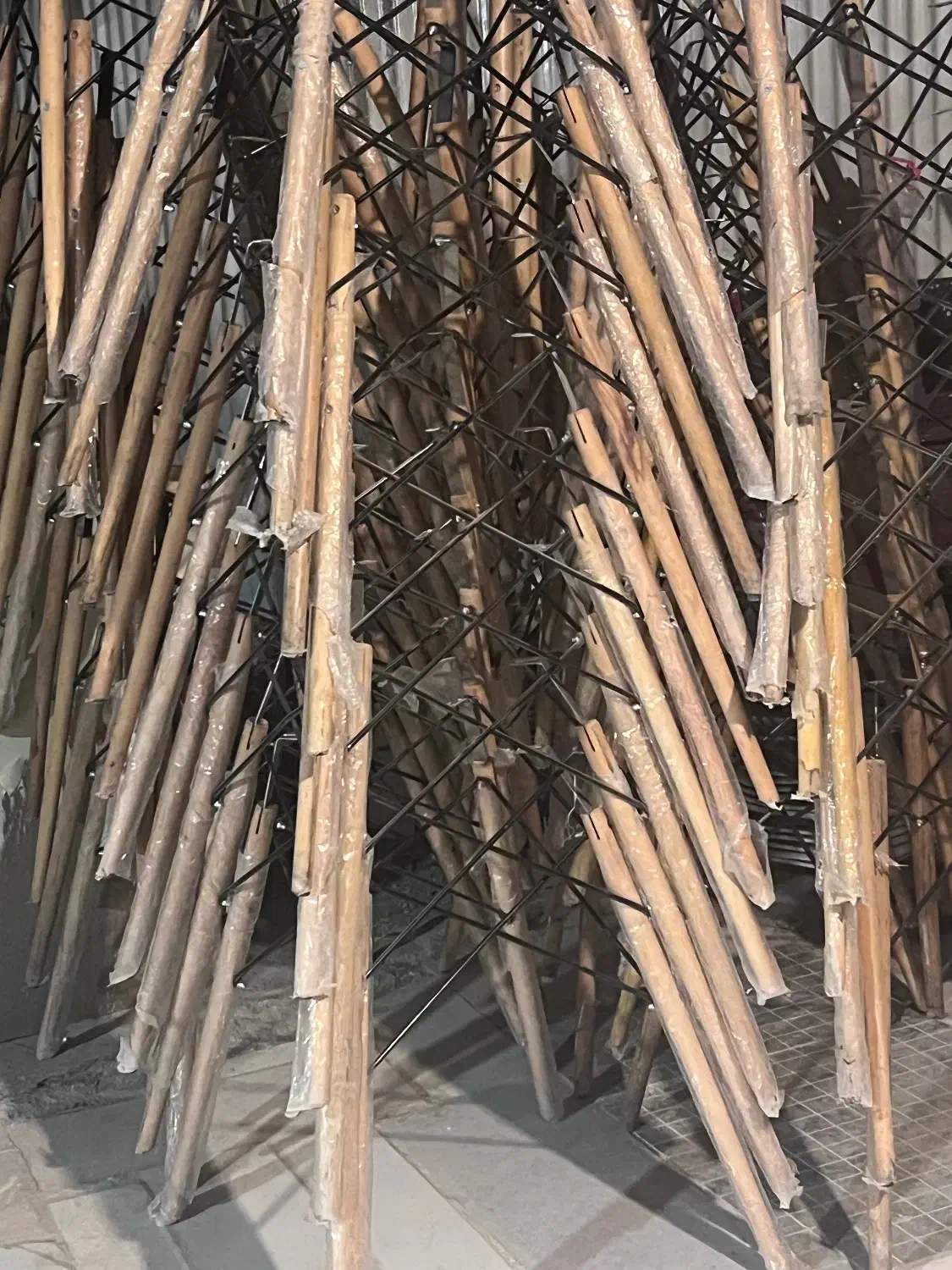 پایه میز ایفلی|میز و صندلی غذاخوری|مشهد, فلسطین|دیوار