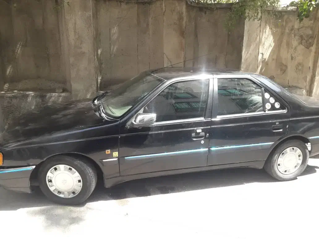 پژو ۴۰۵ مشکی|خودرو سواری و وانت|اسلام‌شهر, شهرک سعیدیه|دیوار