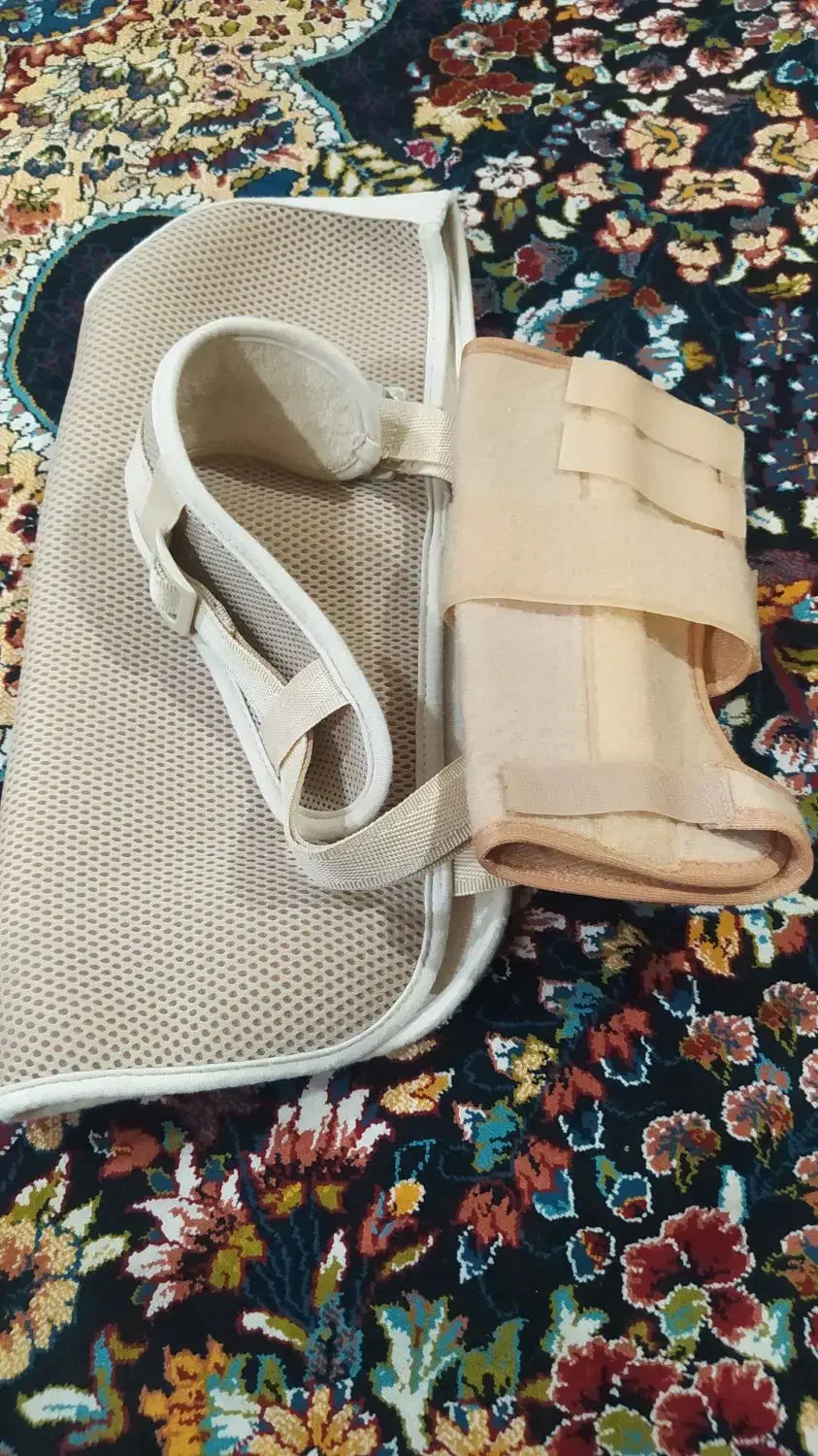 دستکش آتل دار و کردن آویز|آرایشی، بهداشتی، درمانی|اردبیل, |دیوار