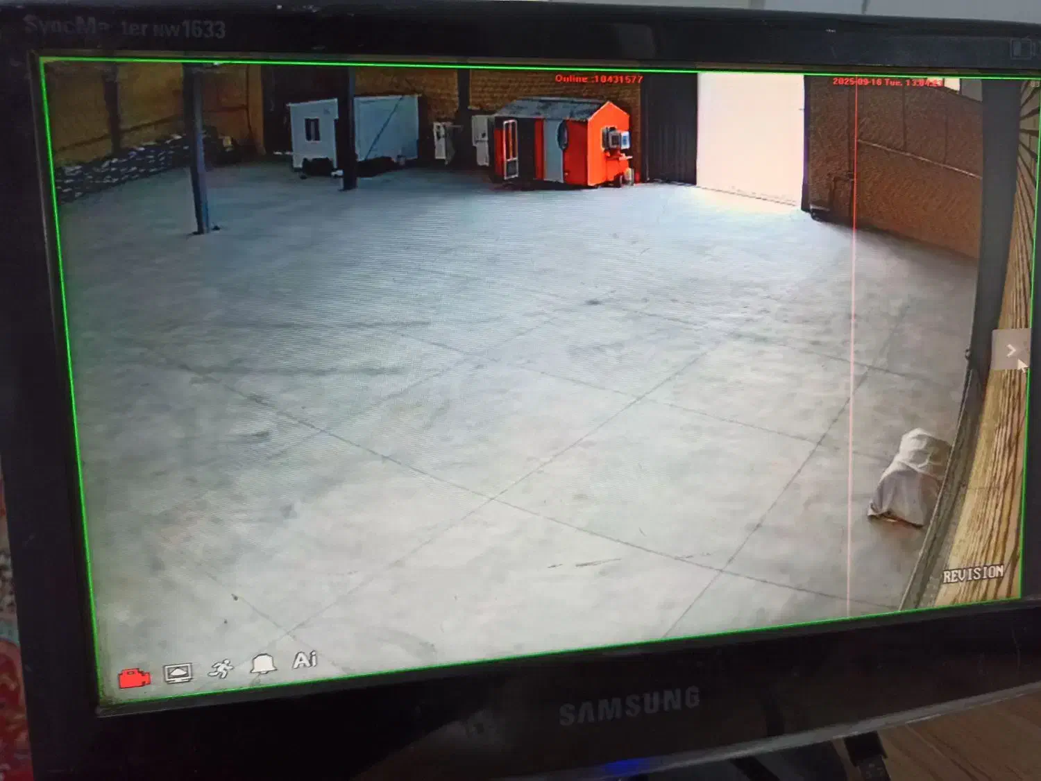 دوربین مداربسته و دزدگیر اماکن|دوربین مداربسته|پرند, فاز ۳|دیوار