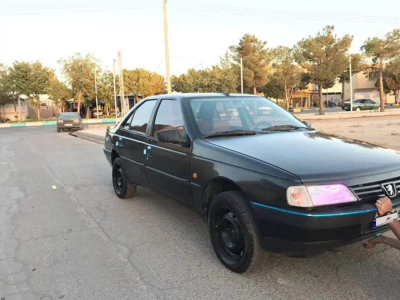 پژو405مدل83|خودرو سواری و وانت|نجف‌آباد, یزدانشهر|دیوار