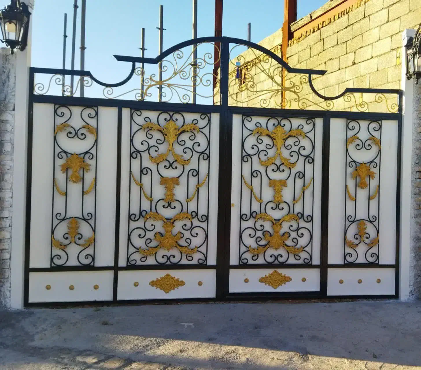 درب حیاط|مصالح و تجهیزات ساختمان|سوری, |دیوار