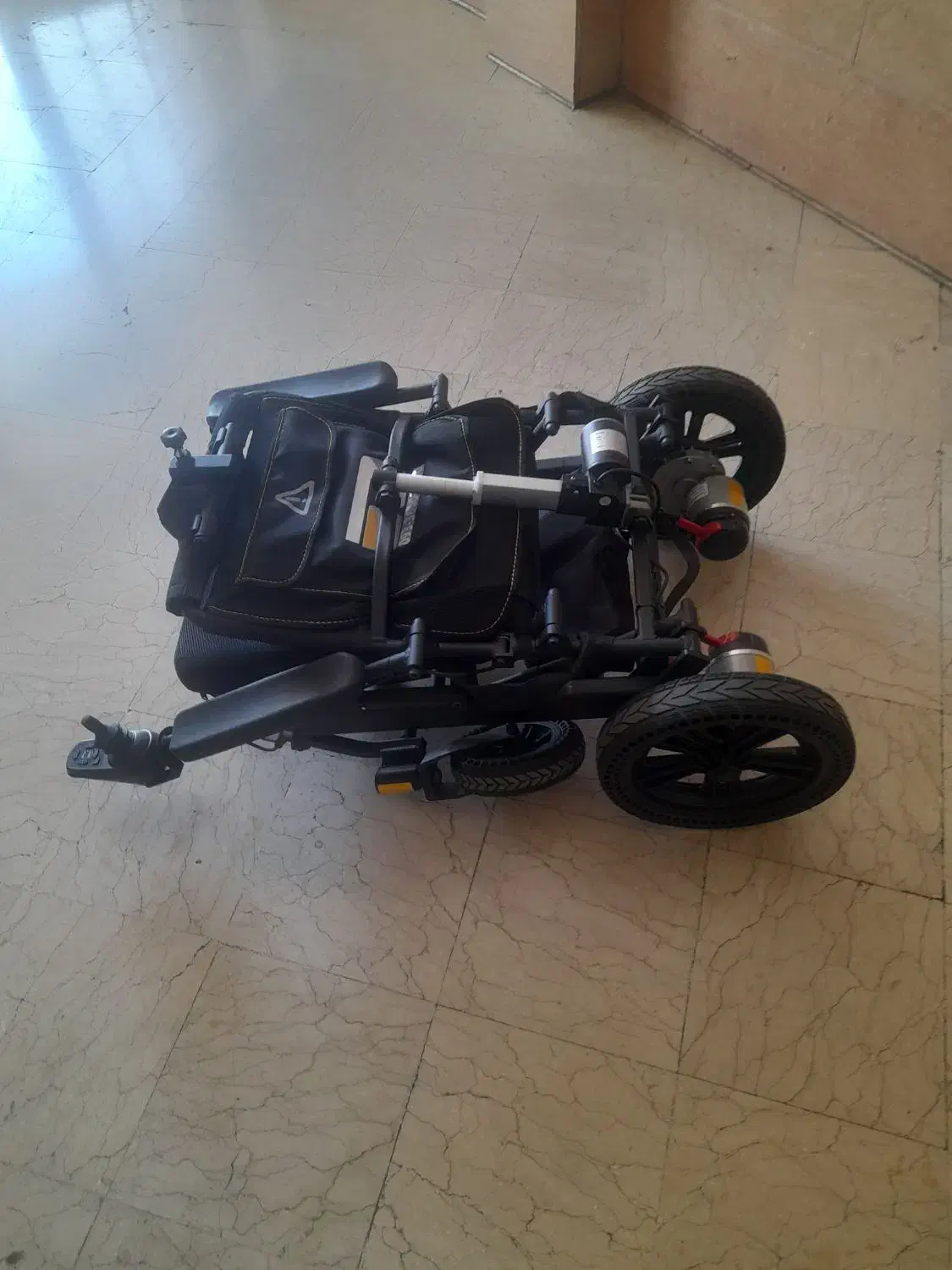 ویلچر برقی فول تاشو مسافرتی جک برقی پشت ریموت دار|آرایشی، بهداشتی، درمانی|تهران, شیخ هادی|دیوار