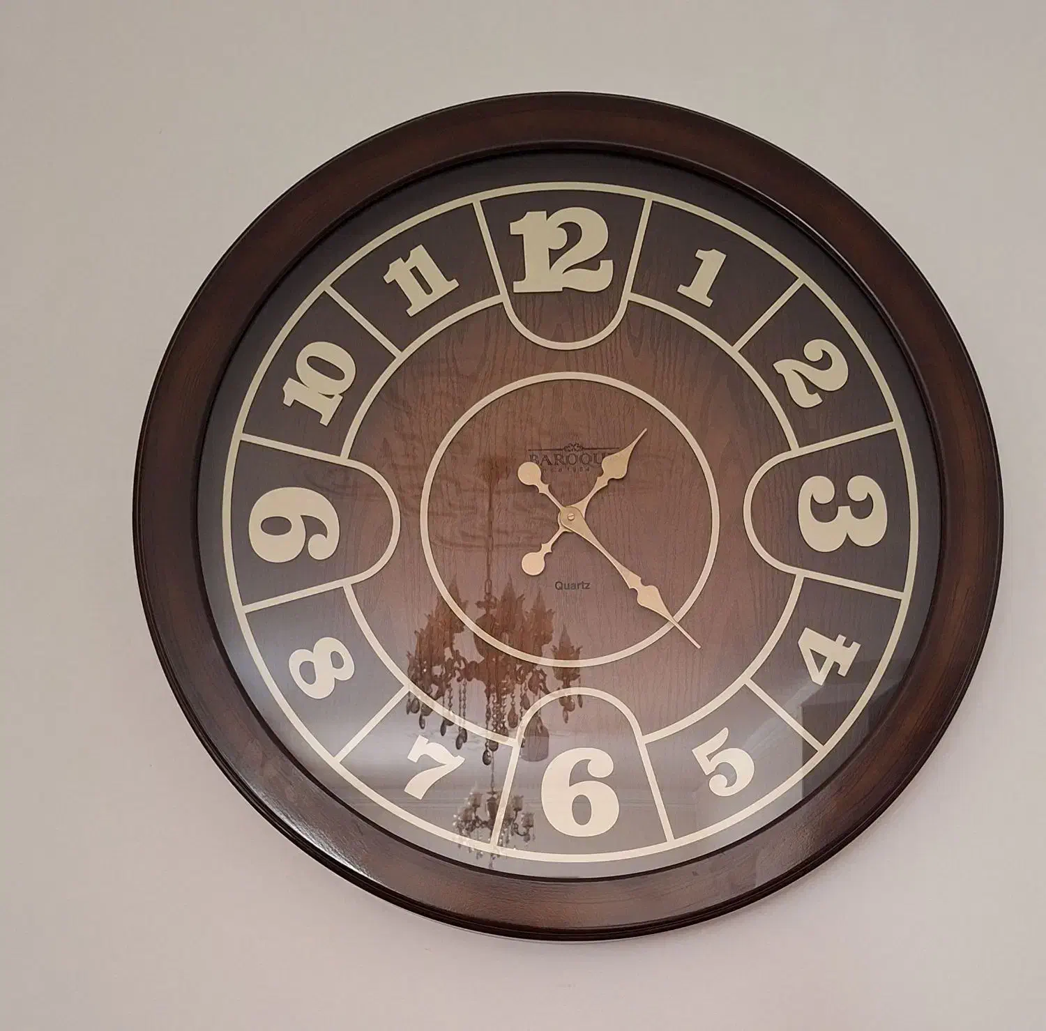 ساعت دیواری قطر ۸۰ در حد نو|ساعت دیواری و تزئینی|ساری, |دیوار