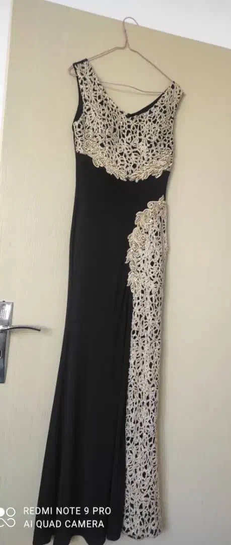 لباس مجلسی شیک و در حد نو|لباس|هشتگرد, فاز ۷ مهستان|دیوار