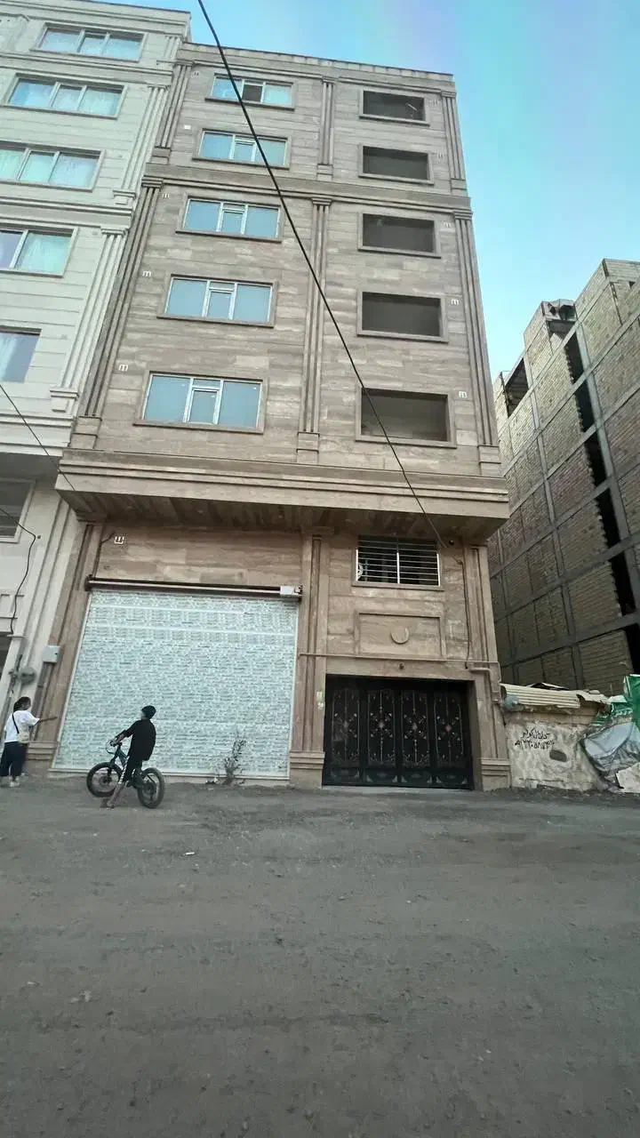 رهن و فروش واحد ۱۴۰ متر طبقه ۵ رو به نما|اجارهٔ آپارتمان|محمدشهر, محمدشهر|دیوار