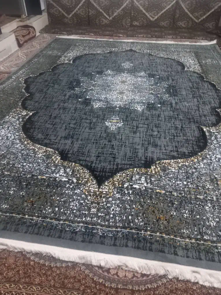 قالی فرشای جدید فقط پنچ ملیون|فرش|سیرجان, |دیوار