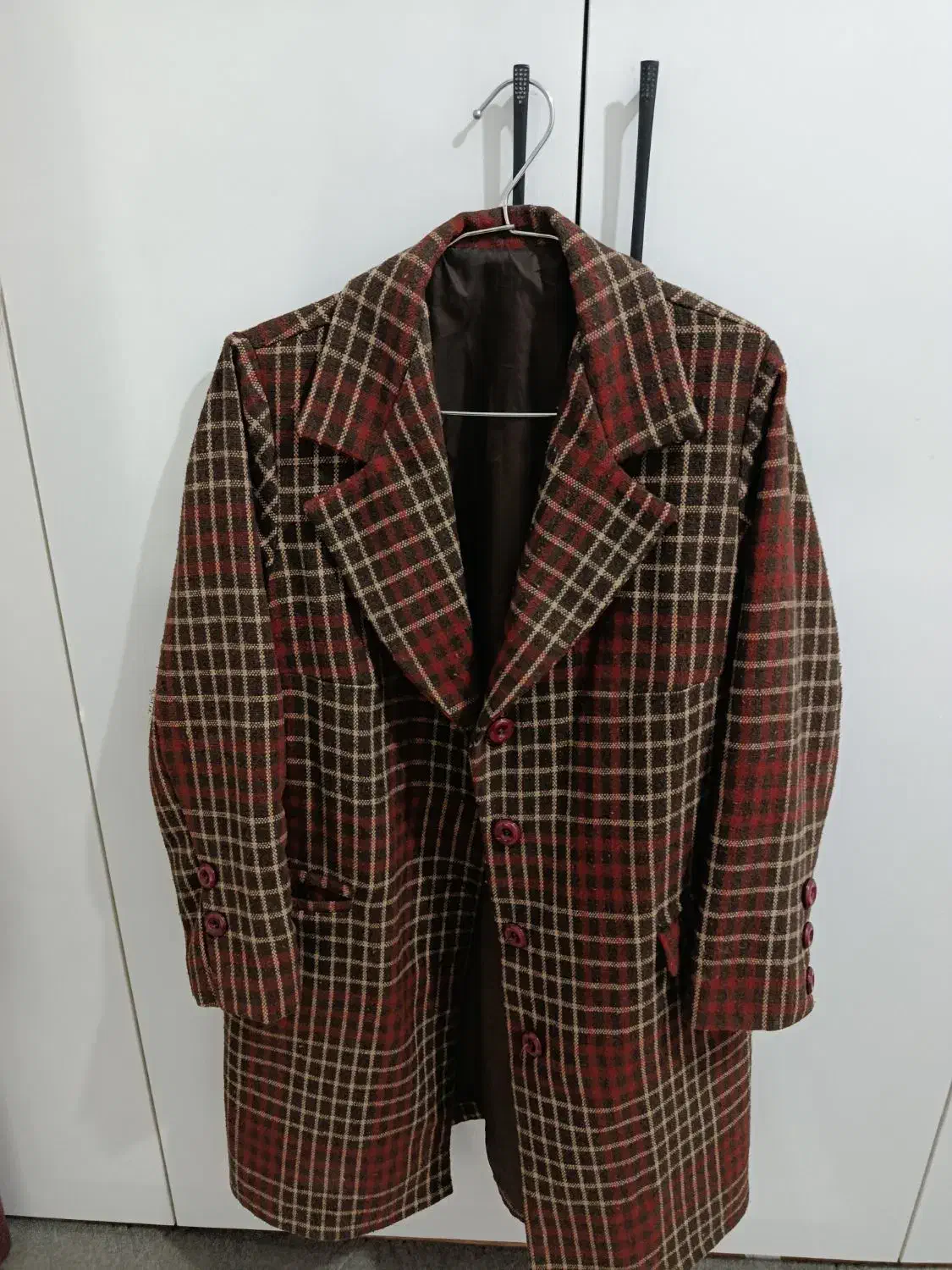 مانتو|لباس|مشهد, سیس‌آباد|دیوار