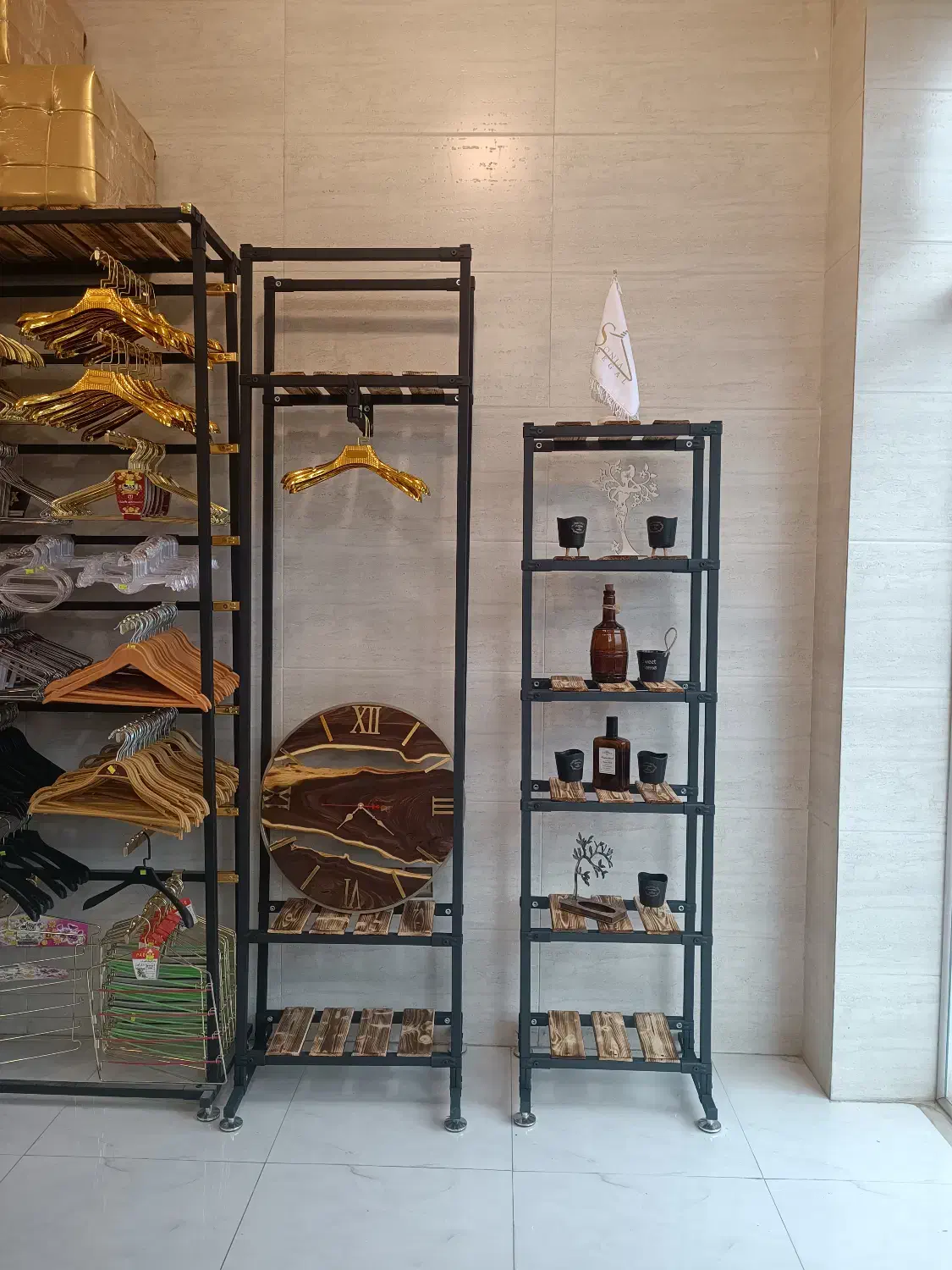 رگال استیج کد ۶۱۲|بندرخت و رخت‌آویز|اصفهان, پوریای ولی|دیوار