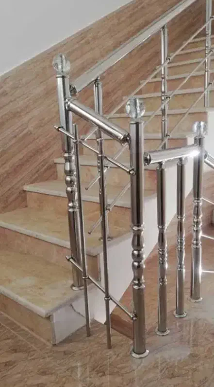 نصب نرده استیل ساختمان|خدمات پیشه و مهارت|گیلان غرب, |دیوار