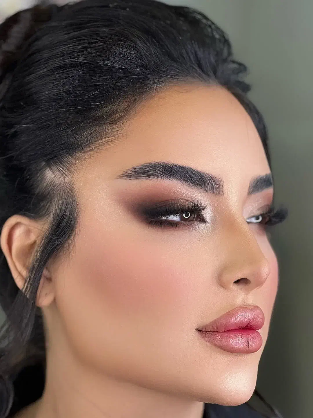 عروس ،میکاپ و شینیون همراهی و آموزش|خدمات آرایشگری و زیبایی|مشهد, شهرک رازی (شهرک غرب)|دیوار