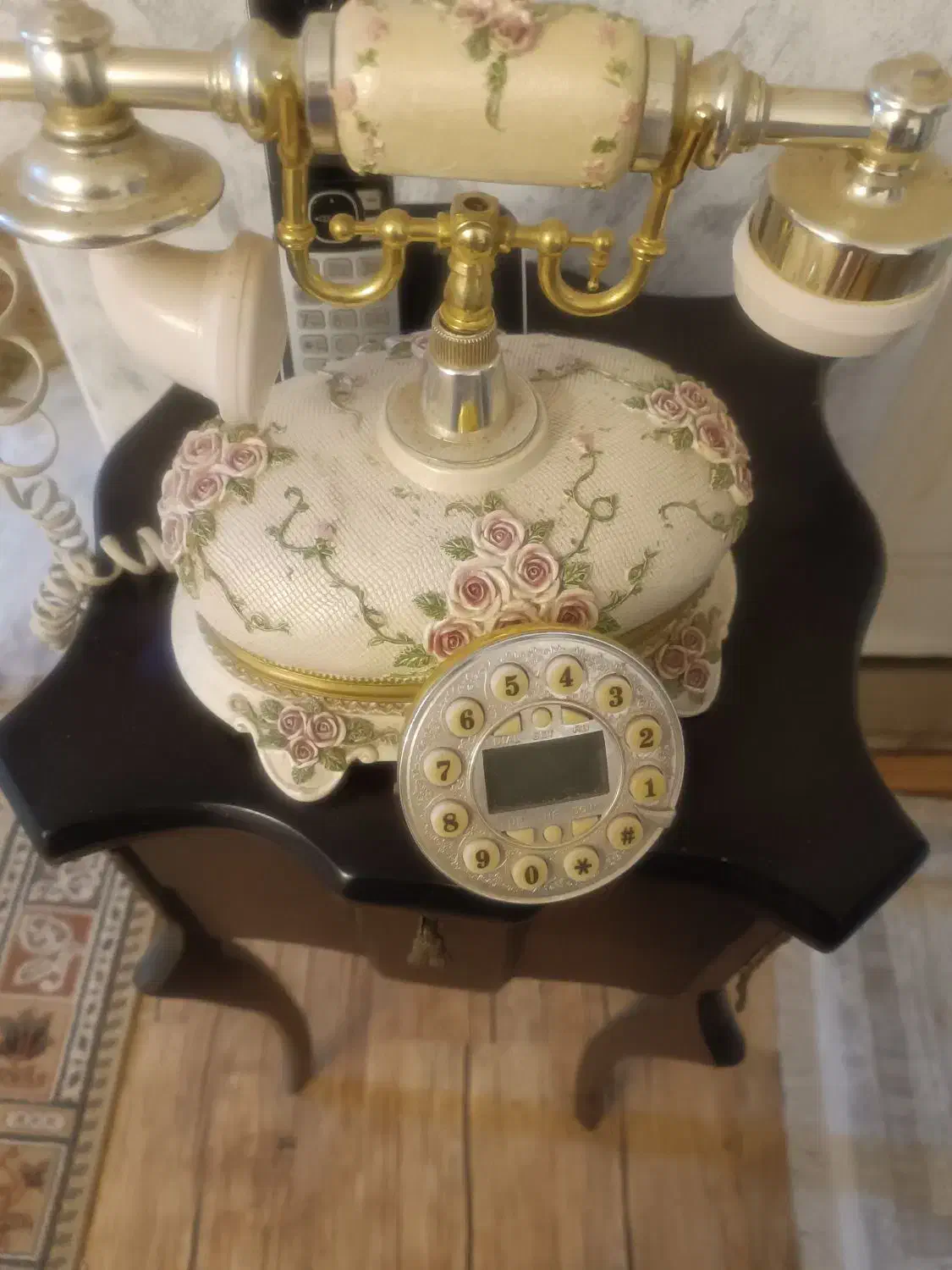 تلفن سفید|صنایع دستی و سایر لوازم تزئینی|شاهین‌شهر, عطار|دیوار