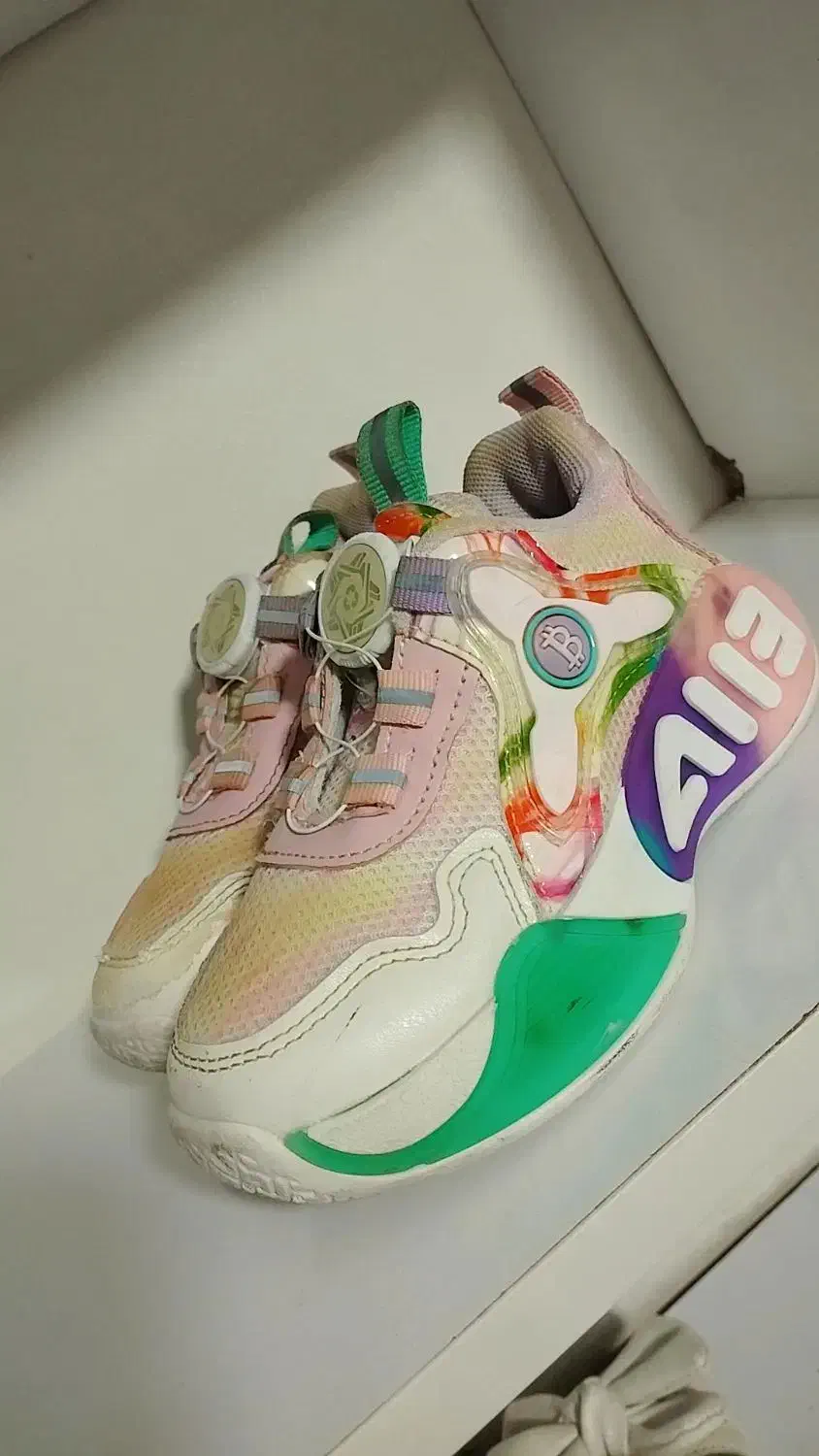 کفش های اسپرت دخترانه خارجی|کفش و لباس بچه|تایباد, |دیوار