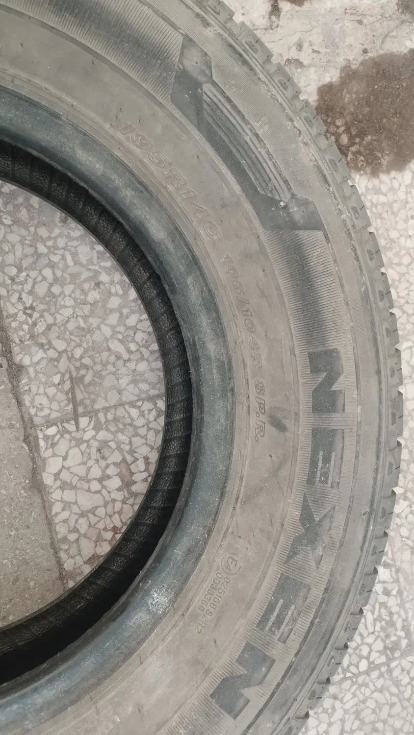 لاستیک مزدا|قطعات یدکی و لوازم جانبی|قم, هفت تیر|دیوار