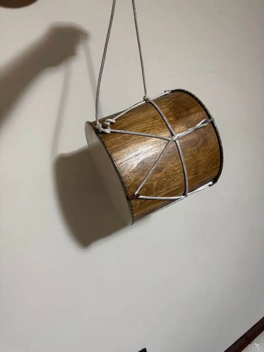 دمام ارمنی|درام و پرکاشن|شیراز, خلیلی|دیوار