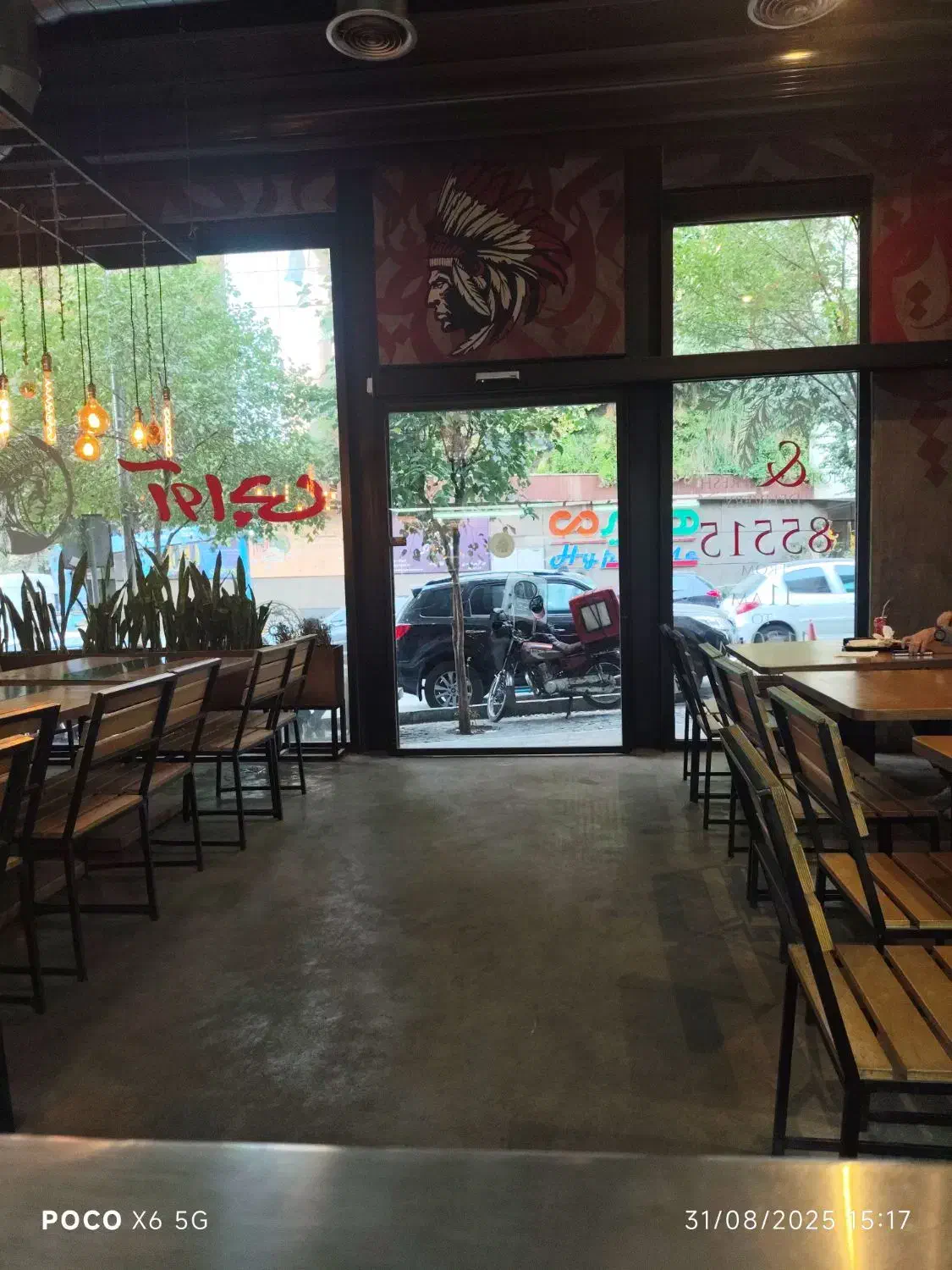 استخدام در بخش ساندویچ و پیتزا و کانتر|استخدام خدمات فروشگاه و رستوران|تهران, اقدسیه|دیوار