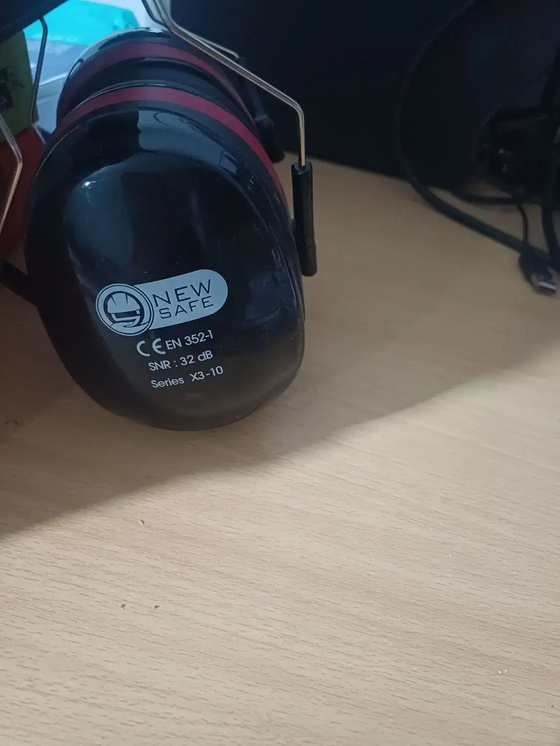 محافظ گوش|ابزارآلات|زنجان, |دیوار