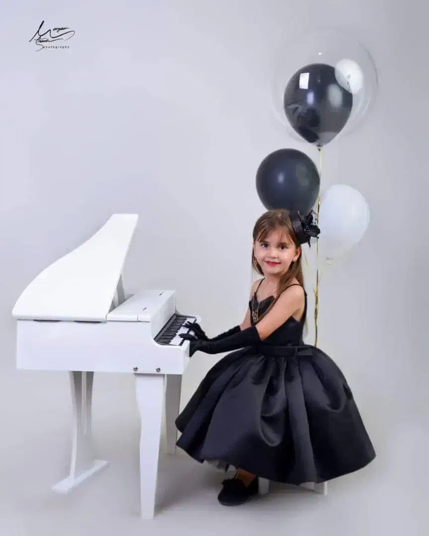 استخدام مربی خانم ،کارمند خانم در خانه بازی|استخدام بازاریابی و فروش|رباط‌کریم, رباط‌کریم|دیوار