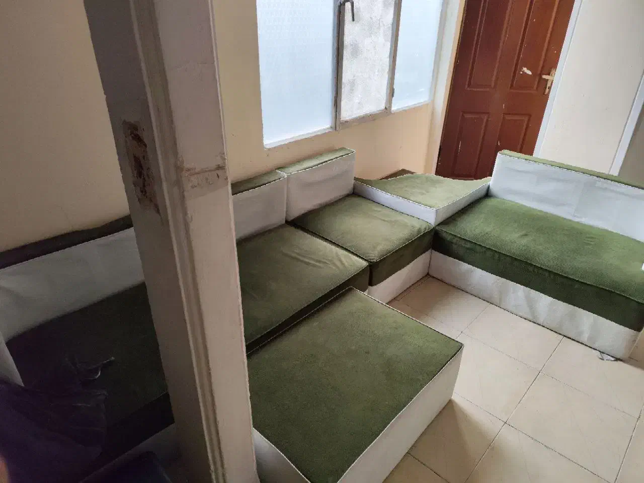 مبل در حد نو تمیز|مبلمان خانگی و میز عسلی|تهران, وحیدیه|دیوار