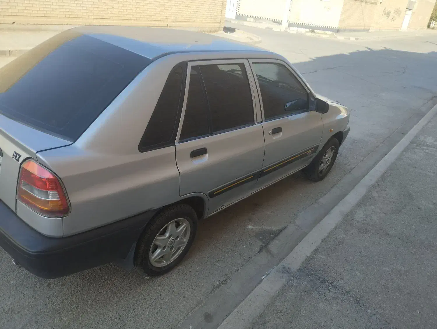 پراید۱۴۱ تمیز هیدرولیک|خودرو سواری و وانت|شاهین‌شهر, شهرک گلدیس|دیوار