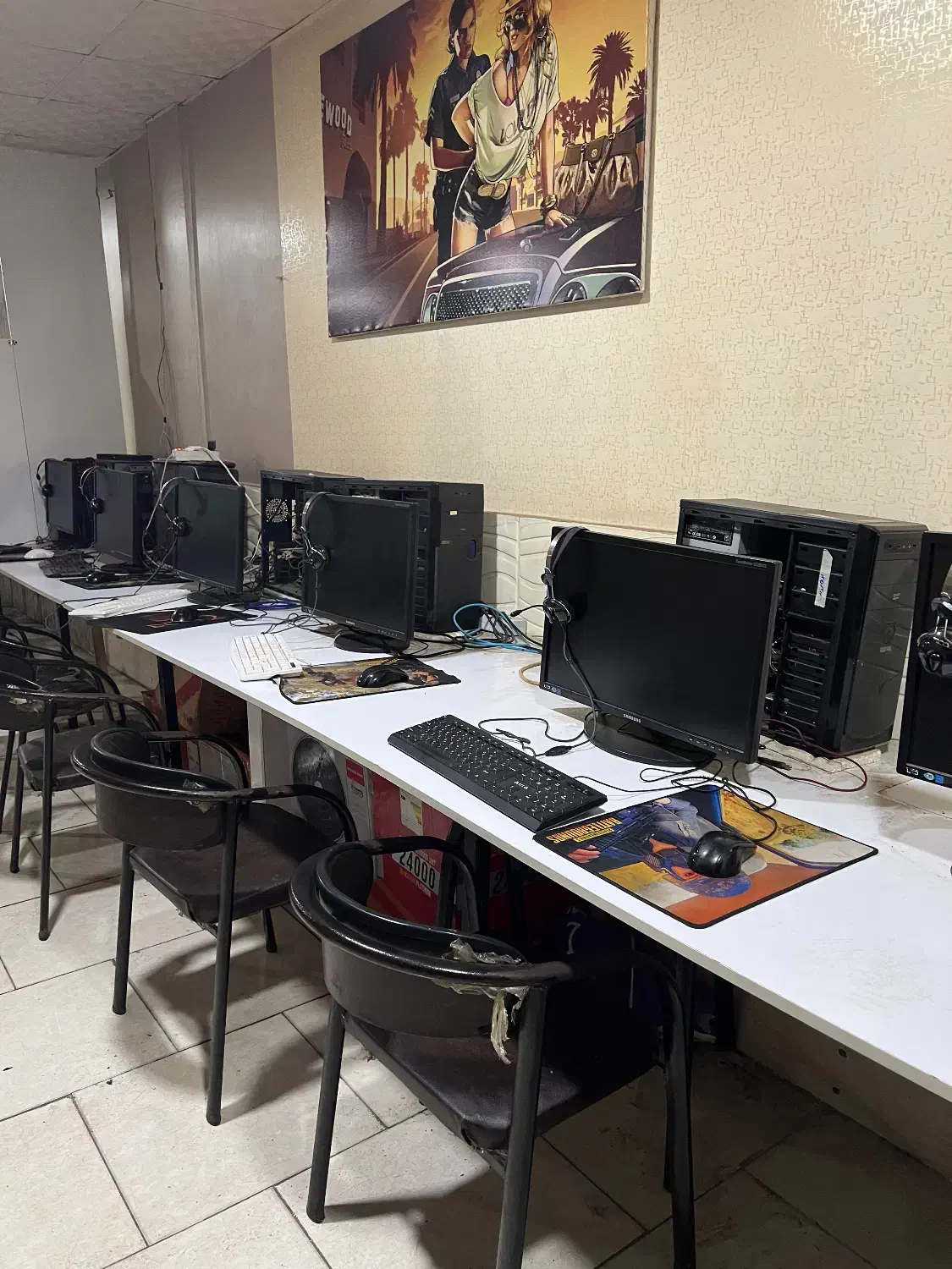 گیمنت|رایانه رومیزی|رشت, دروازه لاکان|دیوار