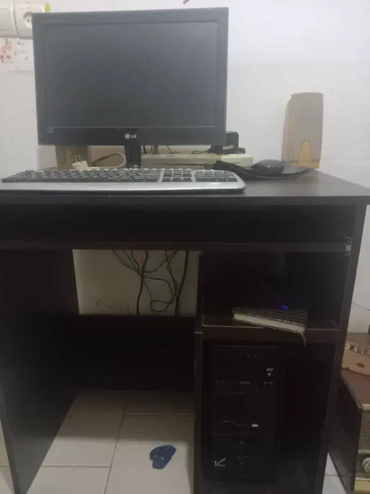 میز کامپیوتر نو|میز تحریر و کامپیوتر|محمدشهر, محمدشهر|دیوار