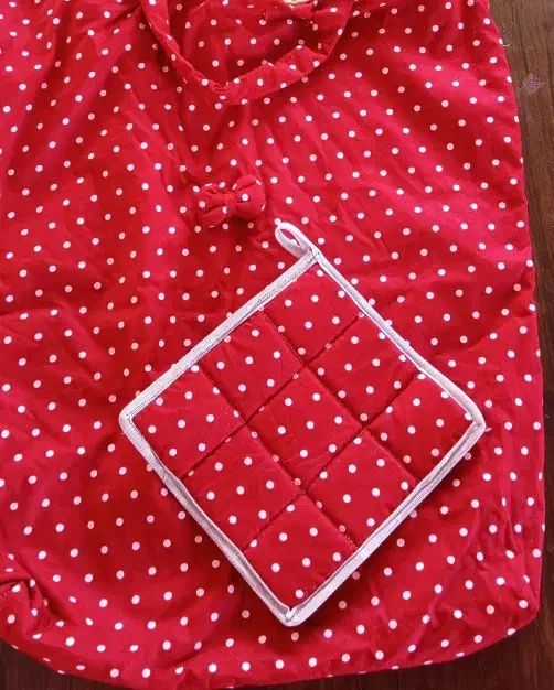 دستگیره و کیسه نان|سفره، حوله، دستمال آشپزخانه|نوشهر, |دیوار