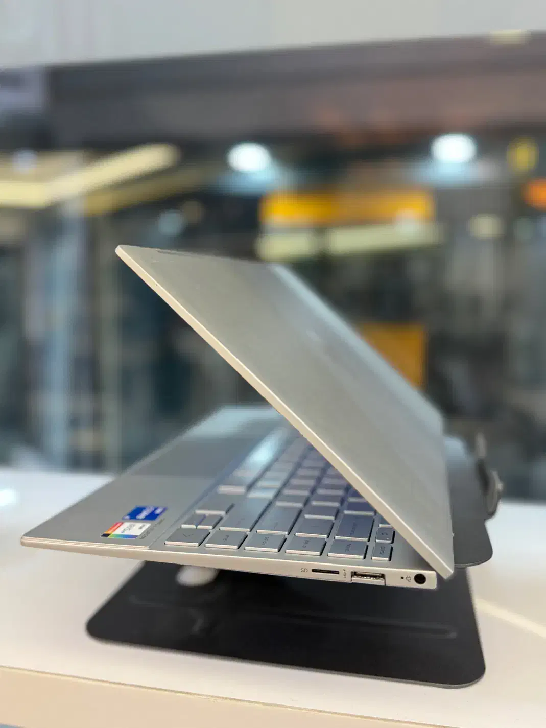 Hp E N V Y touch 4K UHD جمع و جور و سبک|رایانه همراه|شیراز, ملاصدرا|دیوار