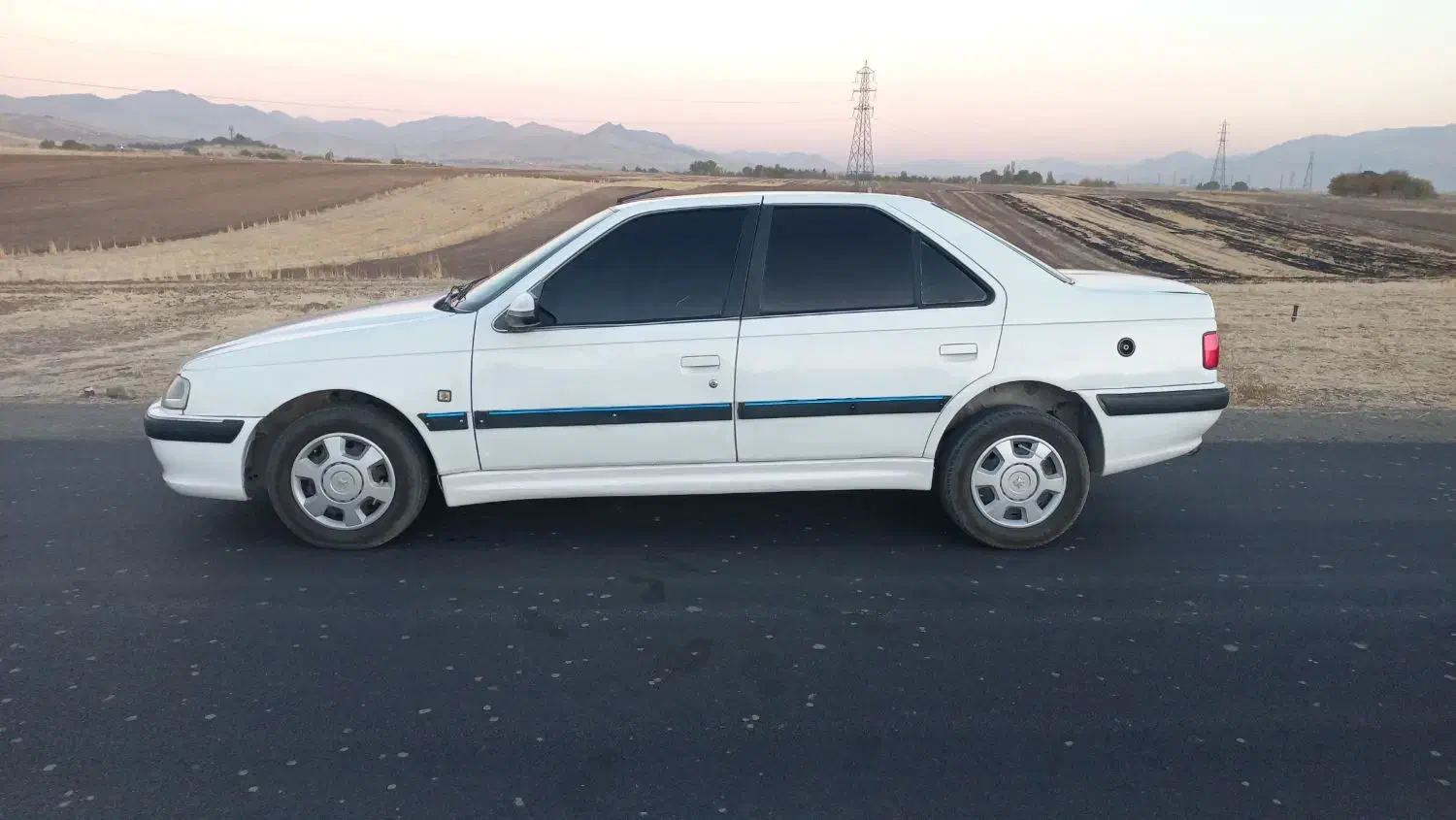 پژو پارس مدل ۸۸ دوگانه سوزکارخانه|خودرو سواری و وانت|کرمانشاه, |دیوار