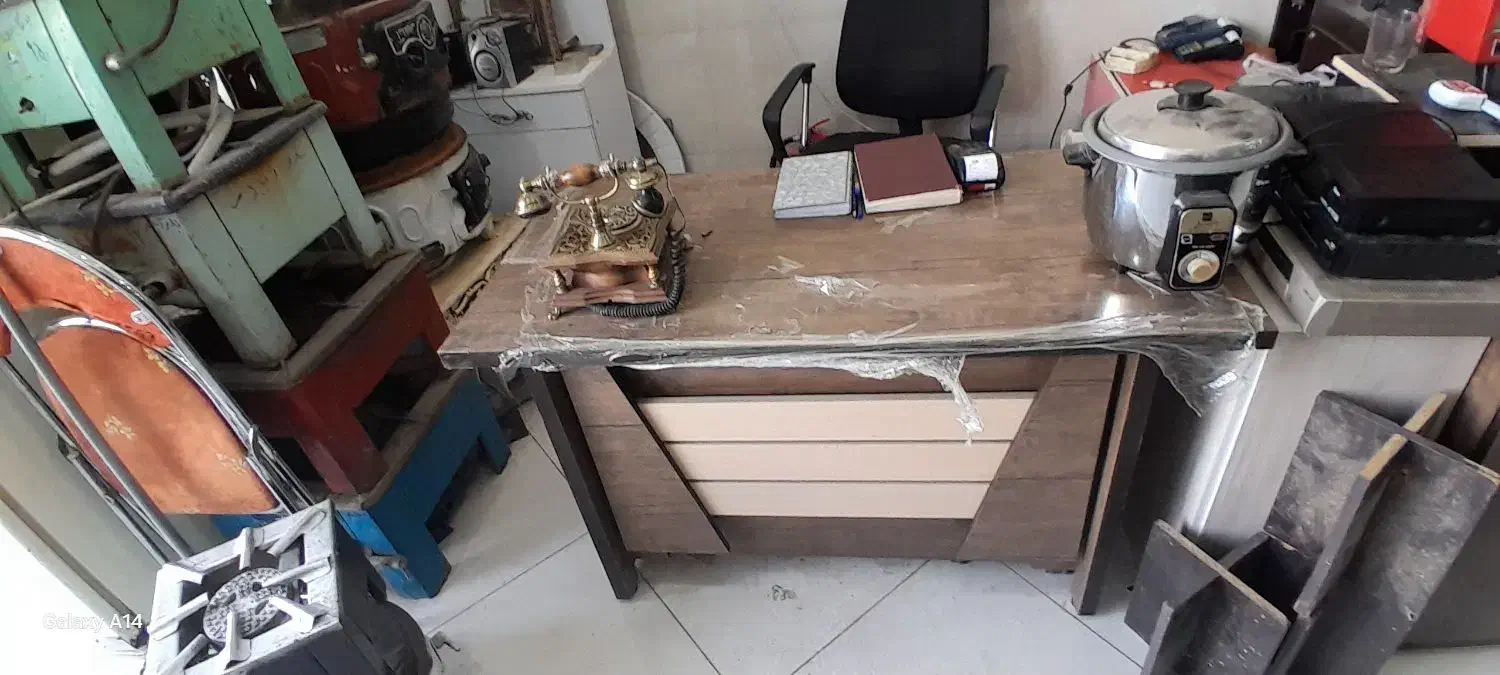 میز اداری|میز تحریر و کامپیوتر|کرمان, |دیوار