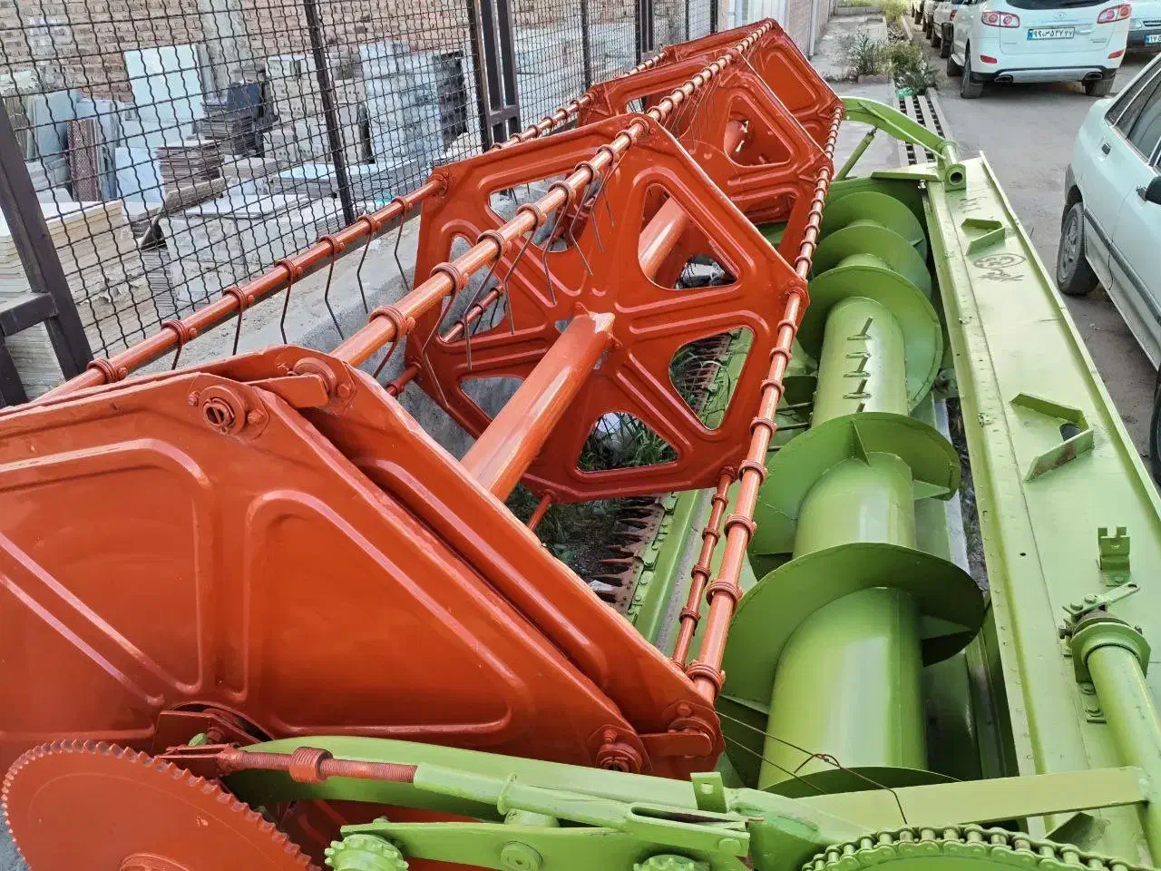 پلتفرم و یا هد کمباین کلاس سهند|قطعات یدکی و لوازم جانبی|خوی, |دیوار